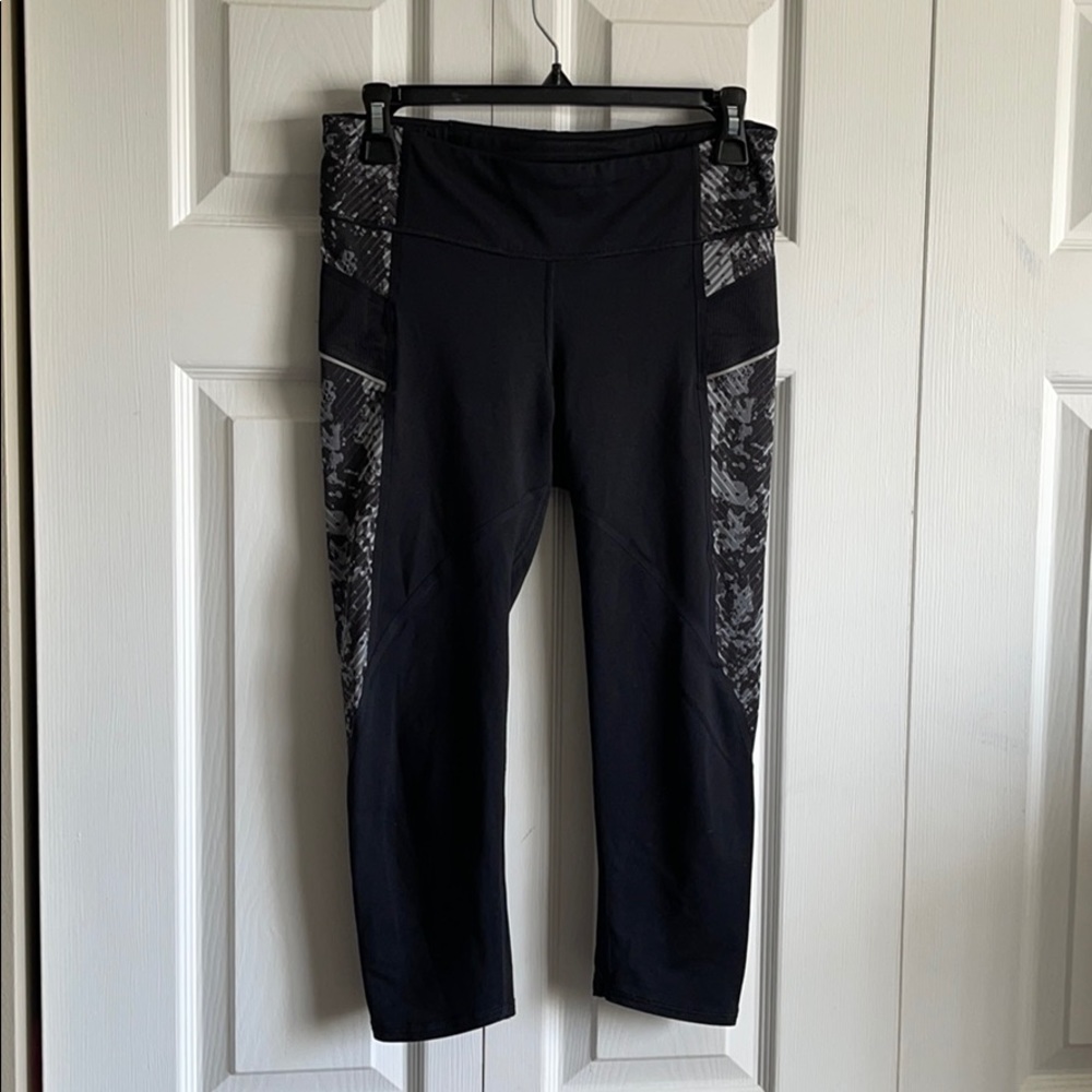 2 for $35 🩷💰✨ Athleta capri leggings